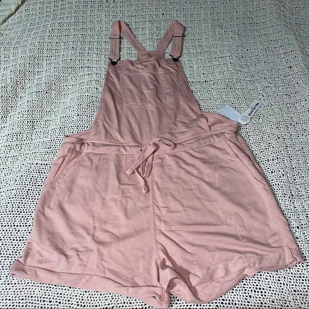 Short overalls